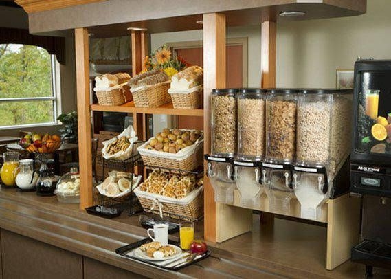 Comfort Inn and Suites0