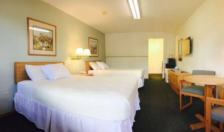Rodeway Inn0