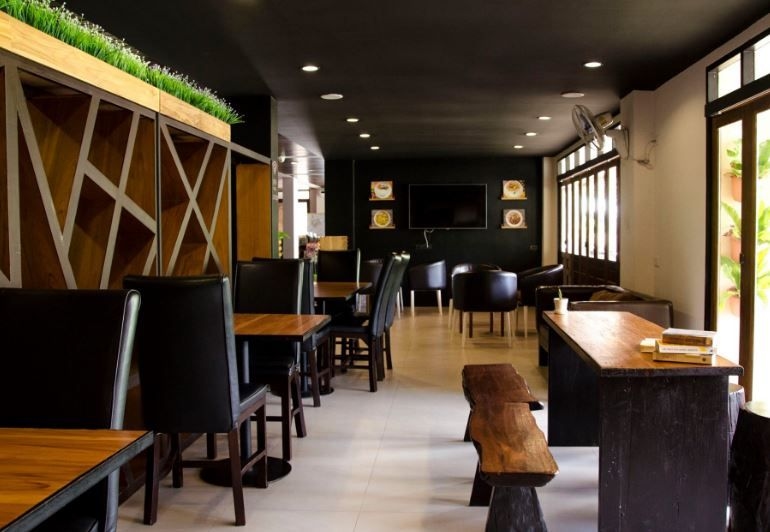 สบาย โฮเต็ล (Sabai Hotel & Hostel)1