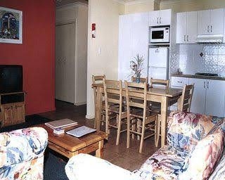Bayview Apartments0