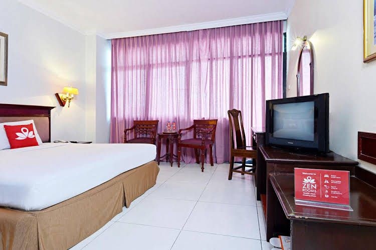 ZEN Rooms Soekarno Hatta Buah Batu1