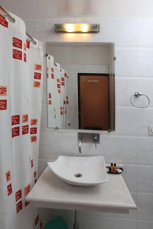 OYO Premium Select City Saket0