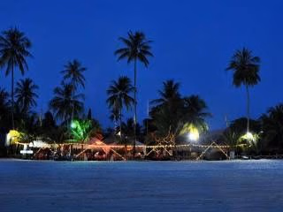 Beach Garden Resort0