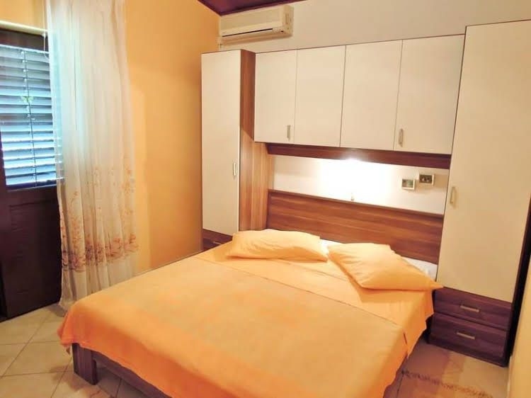 Apartments Lucija0