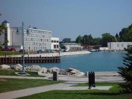 Harborside Inn and Kenosha Conference Center0