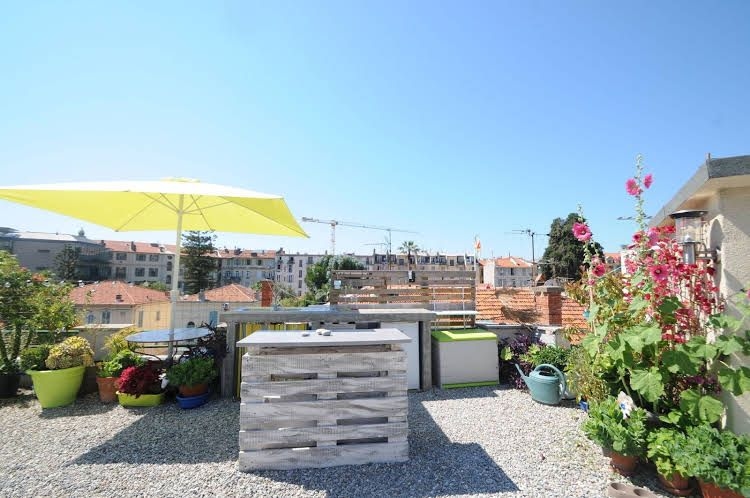Exceptional Rooftop0