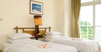 Papago International Resort Palau0