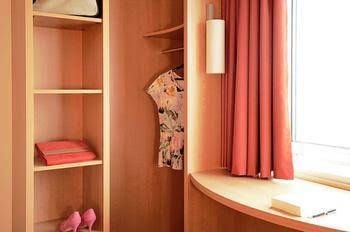 ibis Barcelona Santa Coloma0