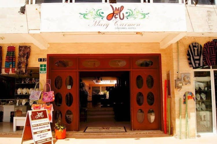 Mary Carmen0