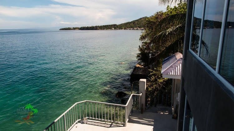 Jaynet Oceanview Resort0