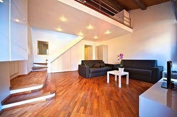 Fandango Apartment0