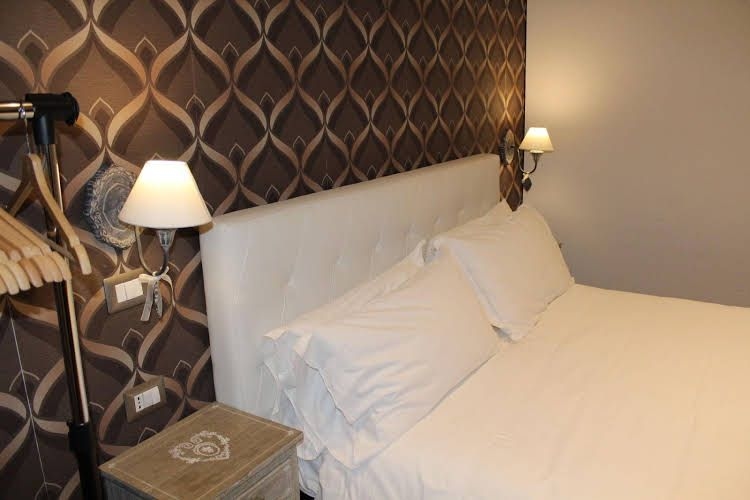 Roman Royal Rooms0