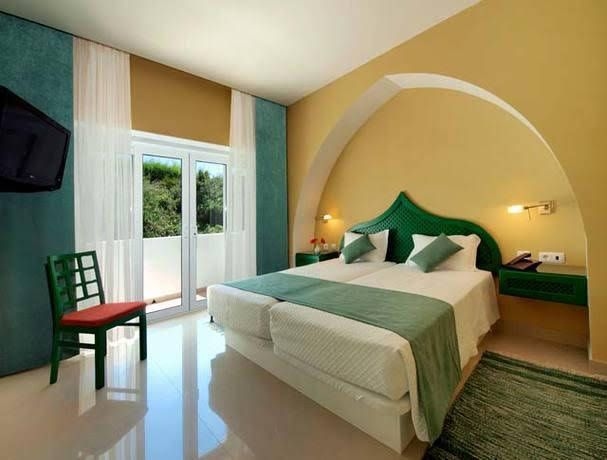 Villa Esmeralda0