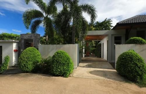 วิลล่า เฮนิ บาย ทร๊อปปิค ลุ๊ค (Villa Heni by TropicLook)3