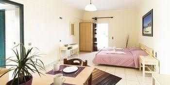 Callista Apartments0