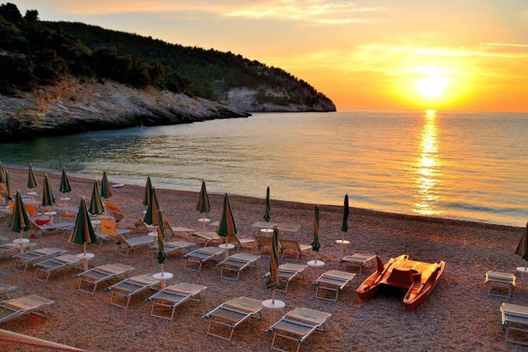 Pugnochiuso Resort del Faro0