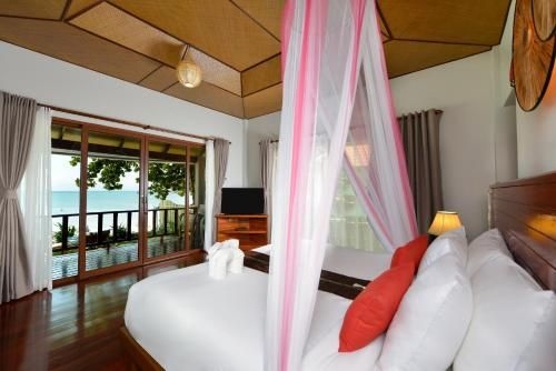พิงจันทร์ เกาะพะงัน บีชฟรอนต์ รีสอร์ท (SHA Certified) (Pingchan Koh Phangan Beachfront Resort)1