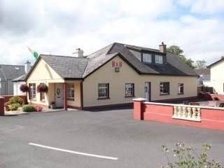 Nephin House0