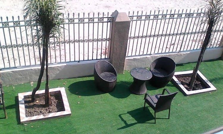 Dolar Lodge0