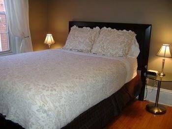 Avalon Bed and Breakfast0