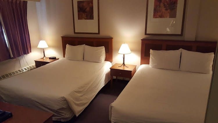 Peace Valley Inns0
