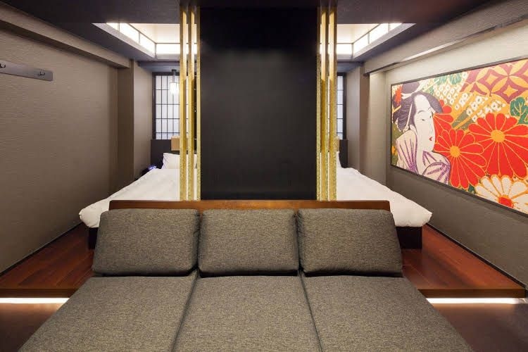 โฮเทล พอล เฮาส์ (HOTEL PAUL HOUSE)1