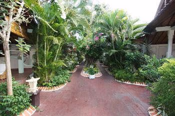 Pondok Bambu Dive Resort0
