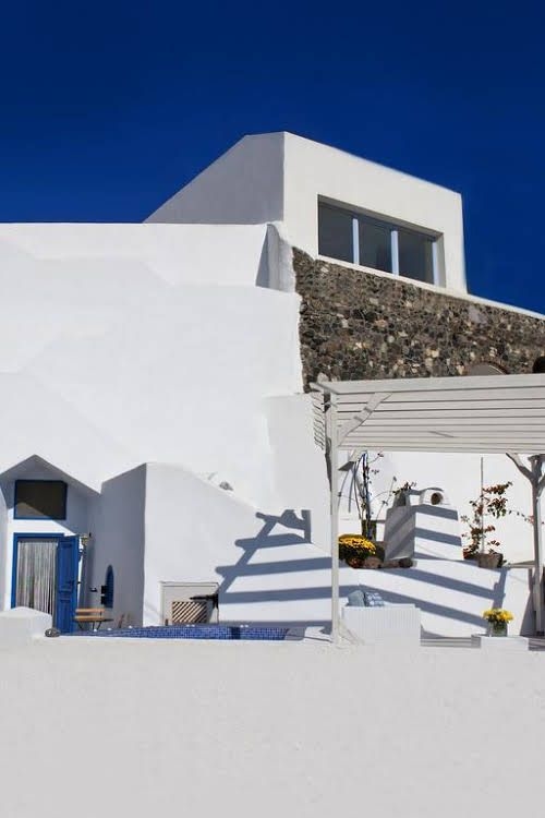 Semeli Cave House0