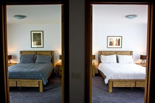 Penguin Beachfront Apartments3