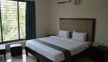 Arotel Rooms and Suites0