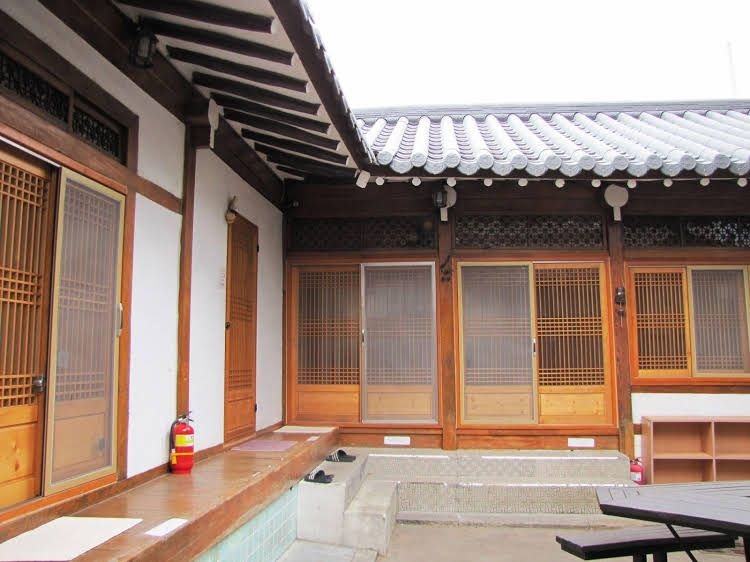 Empathy Hanok0