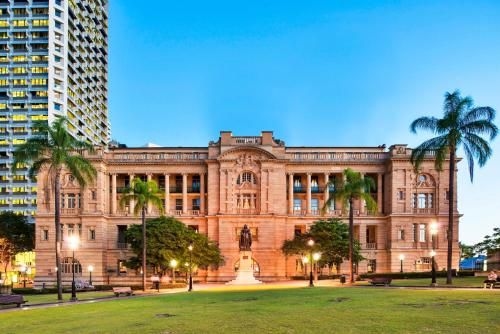 Treasury Brisbane1