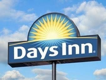 Days Inn Wayne4