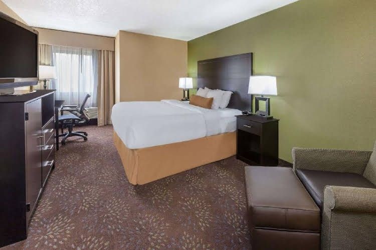 Wyndham Garden Sterling Heights0