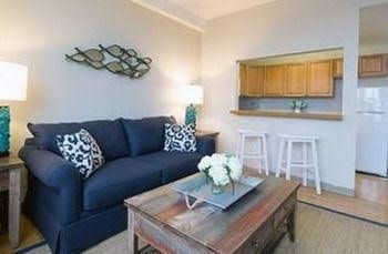 Winthrop Beach Inn and Suites0
