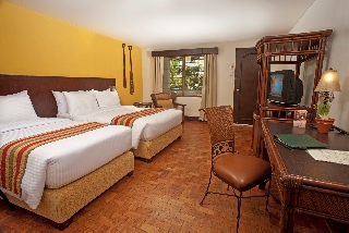 Costabella Tropical Beach Hotel4