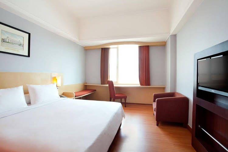 Arcadia Surabaya4