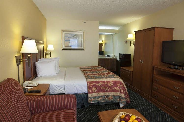 Quality Inn2