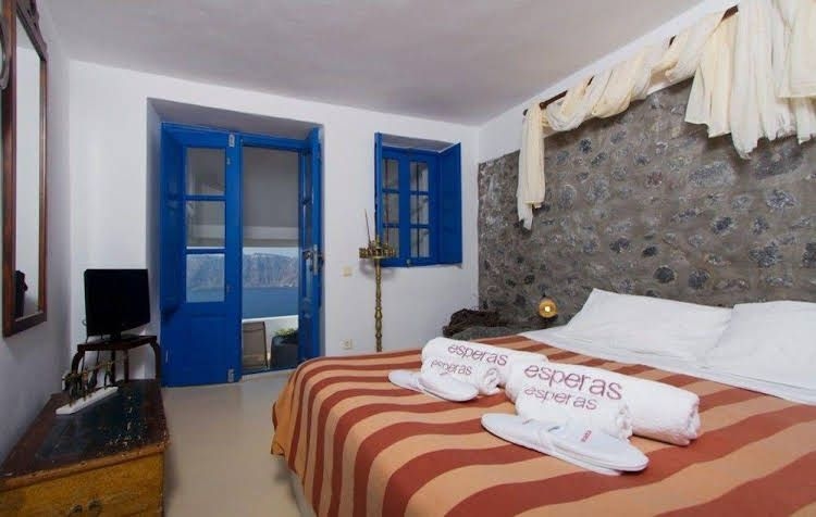 Esperas Santorini0