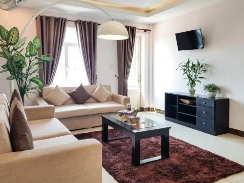 La Belle Residence0