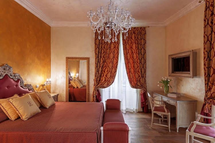 Relais Empire0