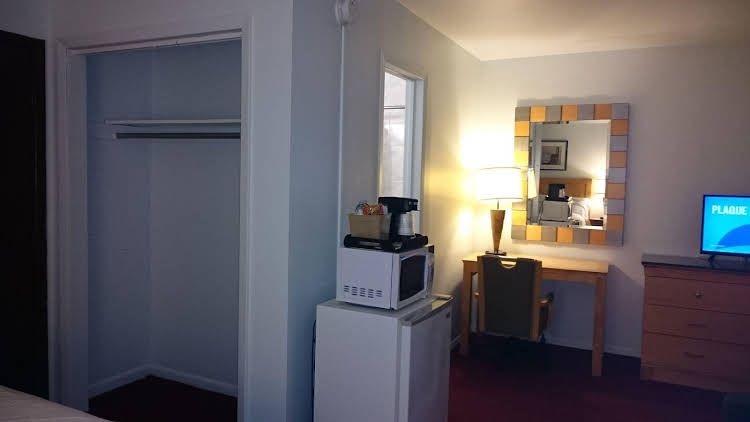 Greenview Inn Riverhead0
