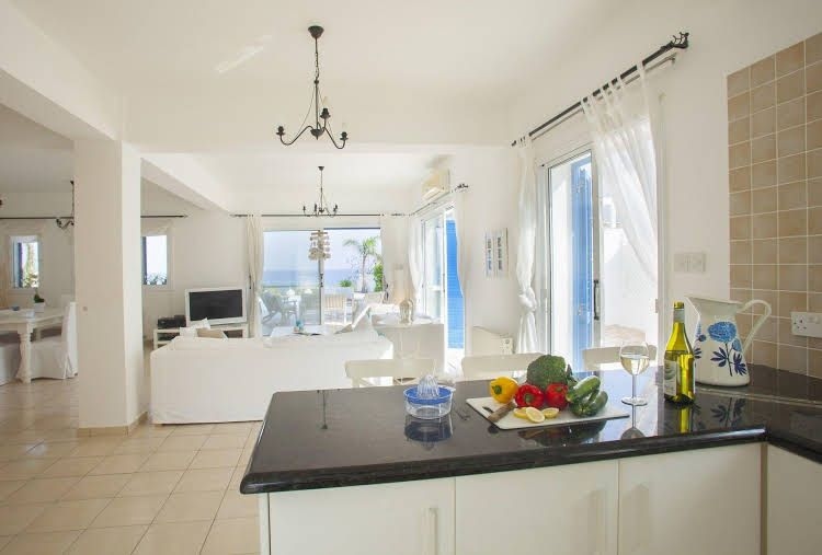 Mimosa Seafront Villa0