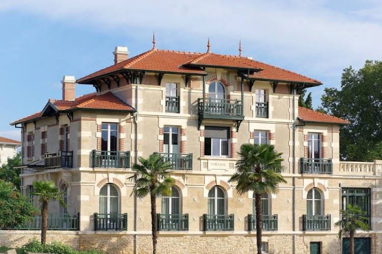 Villa Mirasol0