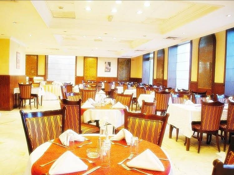 Al Dana Plaza Amman0