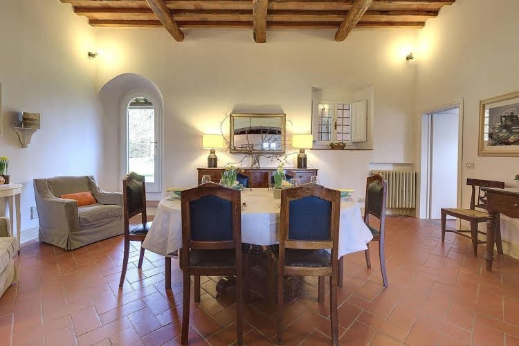Villa Macchia0
