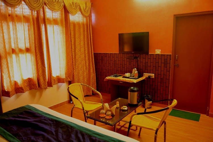 Manohar Palace0