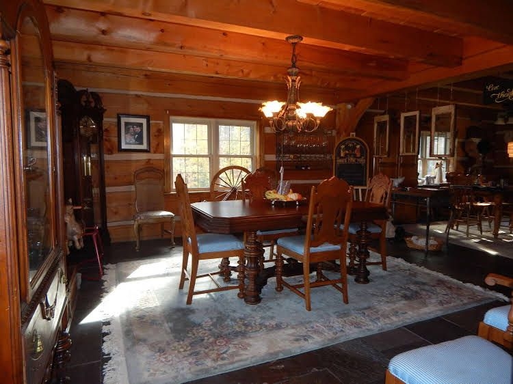 MoonStone Bed and Breakfast0