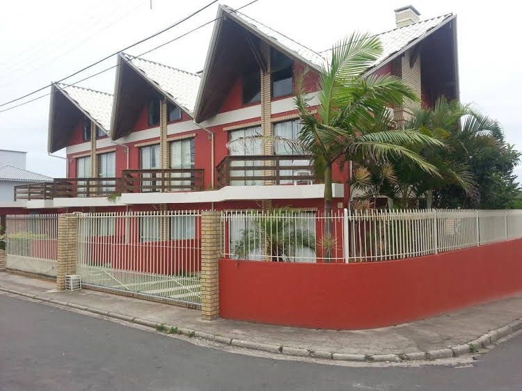 Santinho Flat0