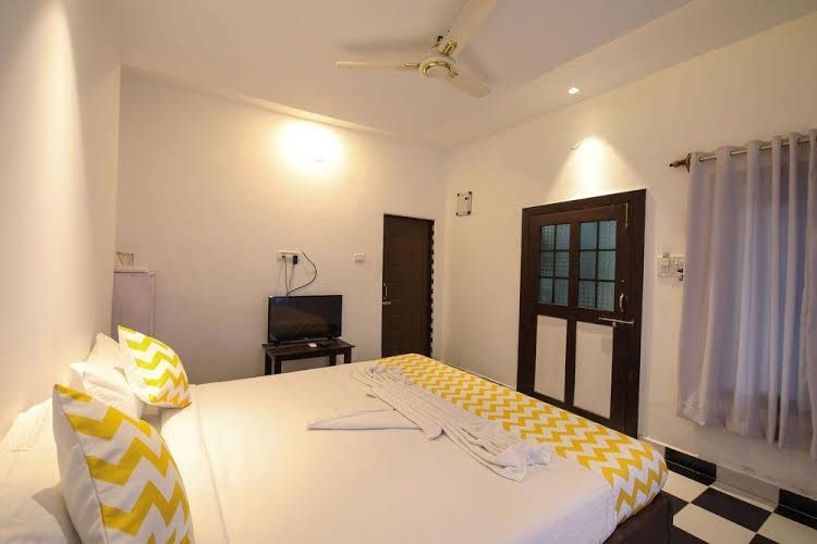 Fab Ashwem Beach Resort0